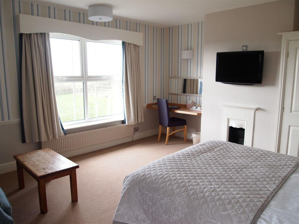 Donington Park Farmhouse Hotel Castle Donington Extérieur photo
